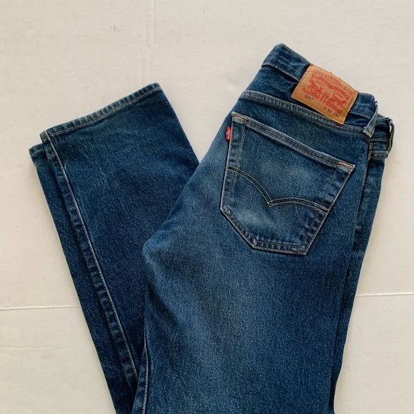 Levi's Men's Dark Blue Straight Jeans - Picture 1 of 5
